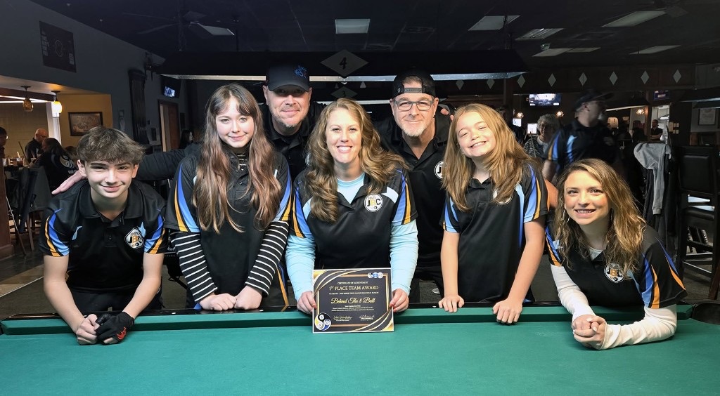RVA-JBC youth team with award